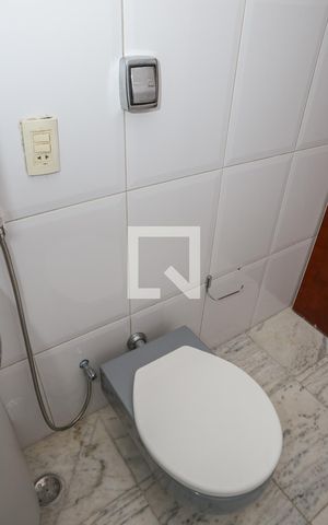 Casa para alugar com 135m², 4 quartos e 2 vagas Casa para alugar com 135m², 4 quartos e 2 vagasBanheiro da Suíte