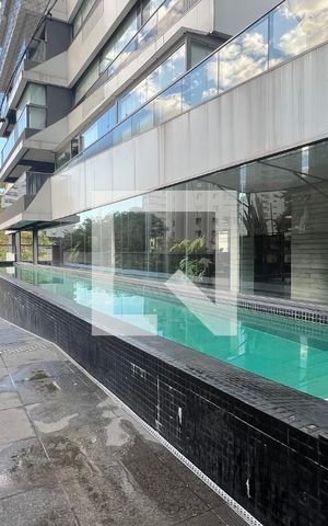Studio à venda com 19m², 1 quarto e sem vaga Studio à venda com 19m², 1 quarto e sem vagaPiscina