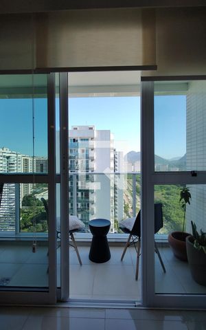 Apartamento à venda com 80m², 2 quartos e 2 vagasVaranda da Sala