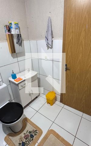 Apartamento à venda com 48m², 2 quartos e 1 vaga Apartamento à venda com 48m², 2 quartos e 1 vagaBanheiro