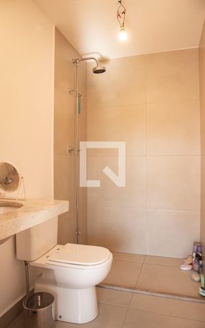 Apartamento para alugar com 141m², 3 quartos e 2 vagasBanheiro da Suíte 1