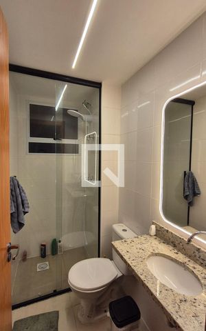 Apartamento à venda com 55m², 2 quartos e 2 vagas Apartamento à venda com 55m², 2 quartos e 2 vagasBanheiro