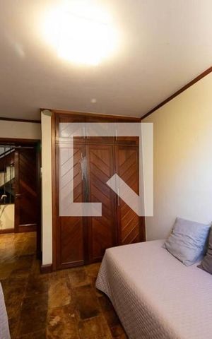 Casa à venda com 682m², 4 quartos e 8 vagas
