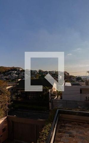 Casa à venda com 682m², 4 quartos e 8 vagas