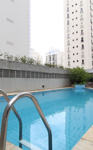 Apartamento à venda com 125m², 3 quartos e 2 vagasÁrea Comum - Piscina