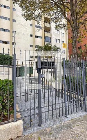 Apartamento à venda com 72m², 2 quartos e 1 vaga Apartamento à venda com 72m², 2 quartos e 1 vagaFachada