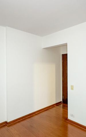 Apartamento à venda com 72m², 2 quartos e 1 vaga Apartamento à venda com 72m², 2 quartos e 1 vagaSala