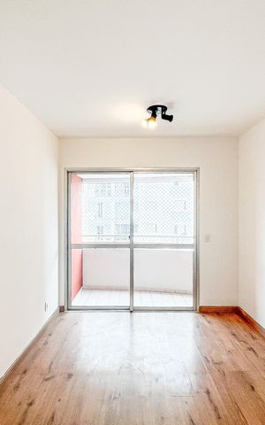 Apartamento à venda com 42m², 1 quarto e 1 vaga Apartamento à venda com 42m², 1 quarto e 1 vagaSala