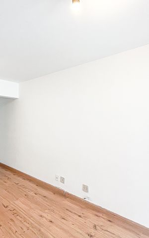 Apartamento à venda com 42m², 1 quarto e 1 vaga Apartamento à venda com 42m², 1 quarto e 1 vagaSala