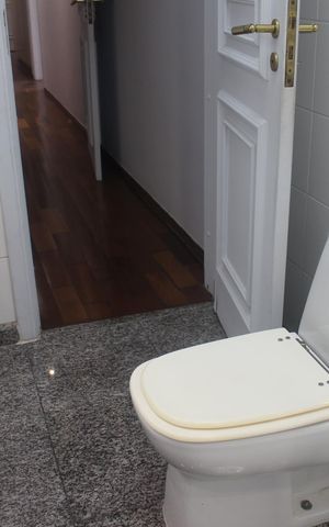 Apartamento para alugar com 300m², 4 quartos e 2 vagasBanheiro da Suíte 1