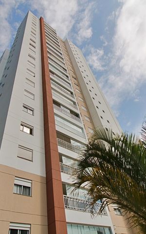 Apartamento à venda com 96m², 2 quartos e 2 vagas Apartamento à venda com 96m², 2 quartos e 2 vagasFachada