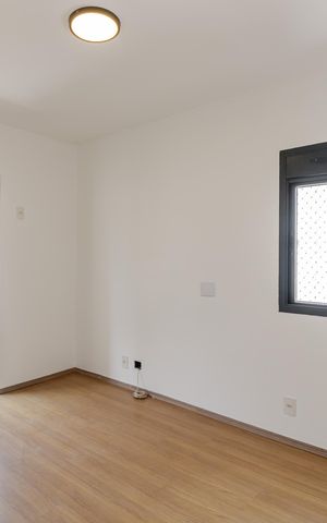 Apartamento à venda com 132m², 3 quartos e 2 vagasSuíte 2