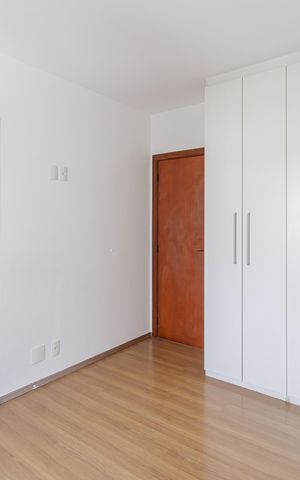 Apartamento à venda com 132m², 3 quartos e 2 vagasSuíte