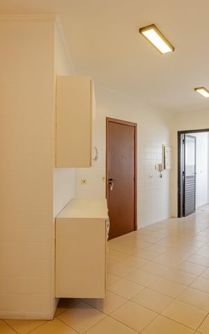 Apartamento à venda com 132m², 3 quartos e 2 vagasCozinha