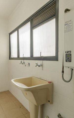 Apartamento à venda com 132m², 3 quartos e 2 vagasCozinha