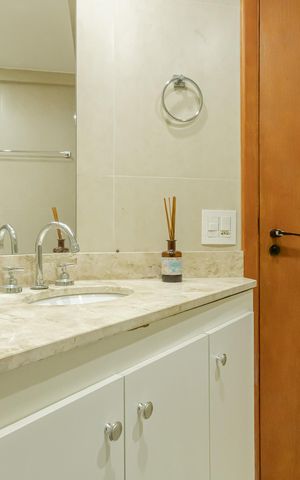Apartamento à venda com 132m², 3 quartos e 2 vagasBanheiro social