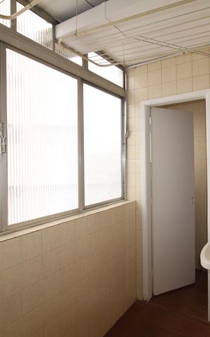 Apartamento à venda com 75m², 2 quartos e 1 vagaÁrea de Serviço