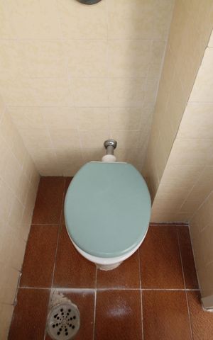 Apartamento à venda com 75m², 2 quartos e 1 vagaBanheiro de Serviço