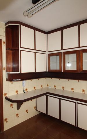 Apartamento à venda com 75m², 2 quartos e 1 vagaCozinha