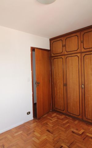 Apartamento à venda com 75m², 2 quartos e 1 vagaQuarto 2