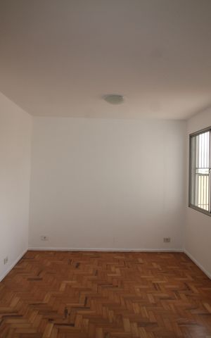 Apartamento à venda com 75m², 2 quartos e 1 vagaSala
