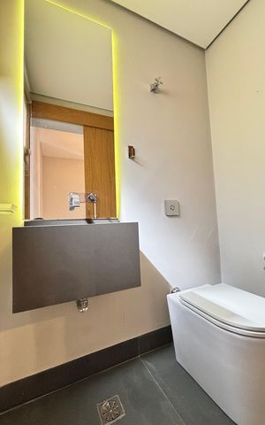 Apartamento para alugar com 95m², 1 quarto e 1 vagaLavabo