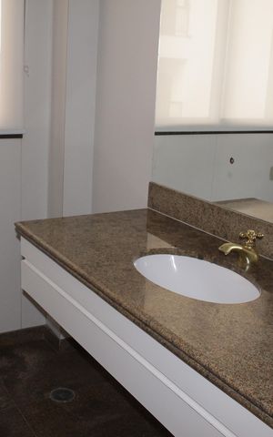 Apartamento à venda com 360m², 2 quartos e 4 vagasLavabo