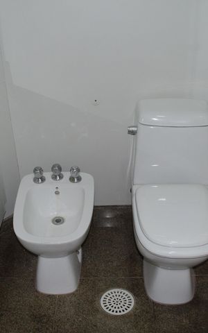 Apartamento à venda com 360m², 2 quartos e 4 vagasBanheiro da Suíte