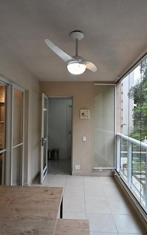 Apartamento à venda com 102m², 3 quartos e 2 vagasVaranda