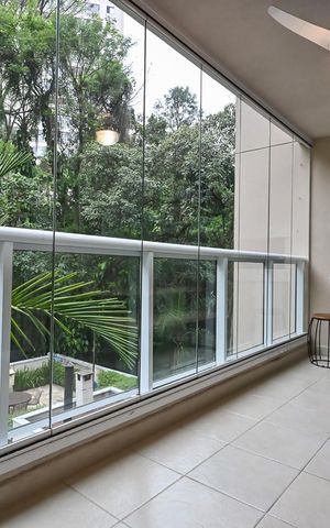 Apartamento à venda com 102m², 3 quartos e 2 vagasVaranda