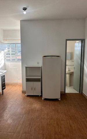 Casa para alugar com 25m², 1 quarto e sem vaga Casa para alugar com 25m², 1 quarto e sem vagaStudio
