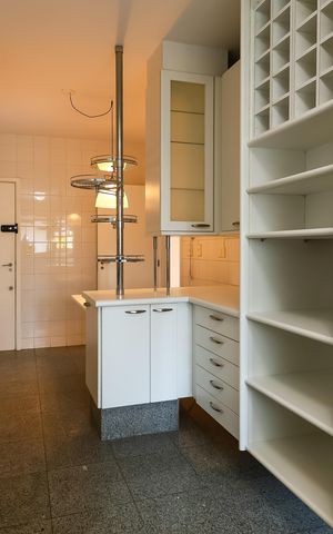 Apartamento para alugar com 185m², 3 quartos e 3 vagasCozinha