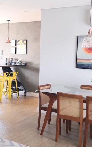 Apartamento à venda com 93m², 3 quartos e 1 vaga Apartamento à venda com 93m², 3 quartos e 1 vagaSala