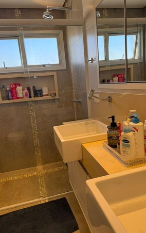 Apartamento à venda com 93m², 3 quartos e 1 vaga Apartamento à venda com 93m², 3 quartos e 1 vagaBanheiro Suíte 2