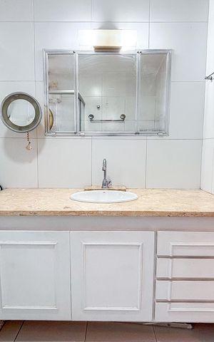 Apartamento para alugar com 80m², 2 quartos e 1 vaga Apartamento para alugar com 80m², 2 quartos e 1 vagaSuíte Banheiro
