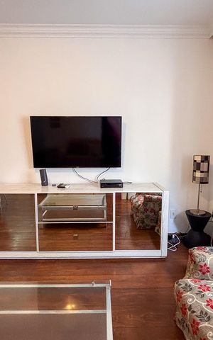 Apartamento para alugar com 80m², 2 quartos e 1 vaga Apartamento para alugar com 80m², 2 quartos e 1 vagaSala