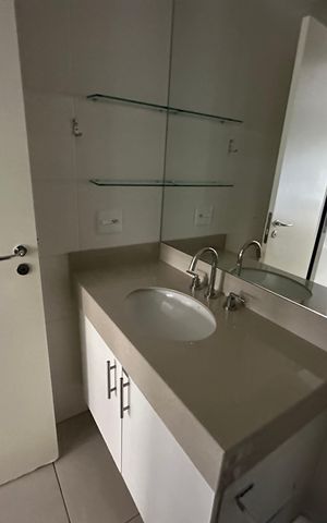 Apartamento à venda com 49m², 1 quarto e 1 vaga Apartamento à venda com 49m², 1 quarto e 1 vagaBanheiro da Suíte
