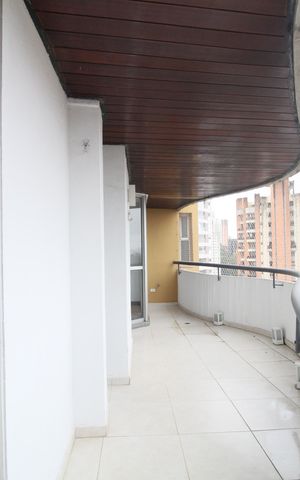 Apartamento à venda com 160m², 3 quartos e 2 vagasVaranda da Sala