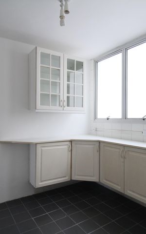 Apartamento à venda com 160m², 3 quartos e 2 vagasCozinha