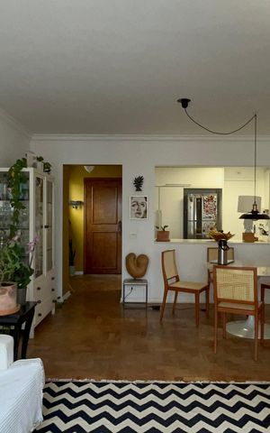 Apartamento à venda com 84m², 2 quartos e 1 vaga Apartamento à venda com 84m², 2 quartos e 1 vagaSala