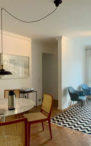 Apartamento à venda com 84m², 2 quartos e 1 vaga Apartamento à venda com 84m², 2 quartos e 1 vagaSala de Jantar