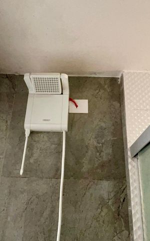 Apartamento à venda com 84m², 2 quartos e 1 vaga Apartamento à venda com 84m², 2 quartos e 1 vagaBanheiro social