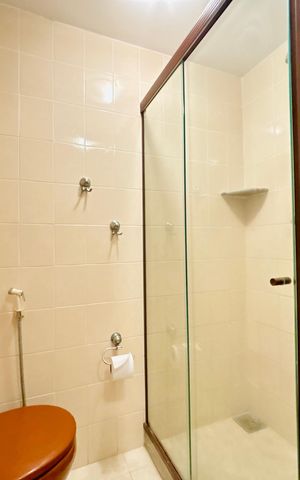 Apartamento à venda com 140m², 3 quartos e 1 vagaBanheiro suíte