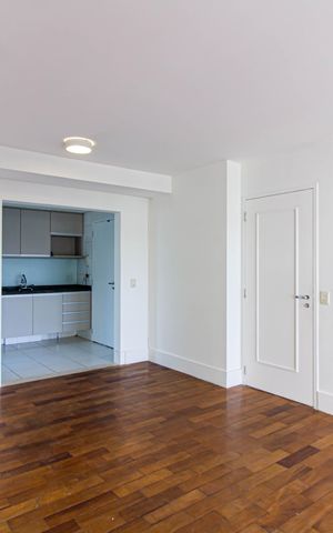 Apartamento à venda com 100m², 3 quartos e 2 vagas Apartamento à venda com 100m², 3 quartos e 2 vagasSala
