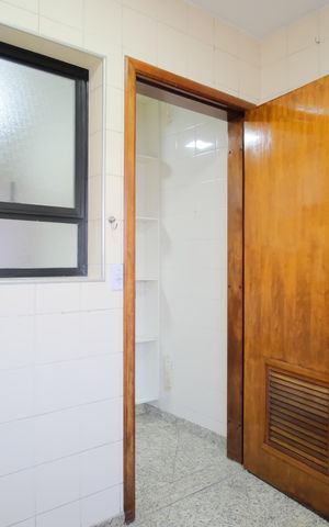 Apartamento para alugar com 93m², 3 quartos e 1 vagaÁrea de Serviço