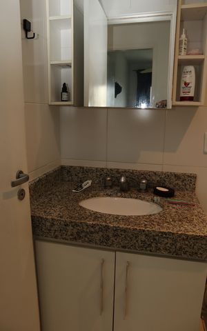 Apartamento para alugar com 70m², 2 quartos e 1 vagaBanheiro social