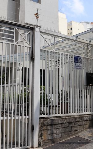 Apartamento à venda com 66m², 2 quartos e sem vagaFachada