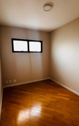 Apartamento para alugar com 200m², 5 quartos e 3 vagas Apartamento para alugar com 200m², 5 quartos e 3 vagasQuarto 3