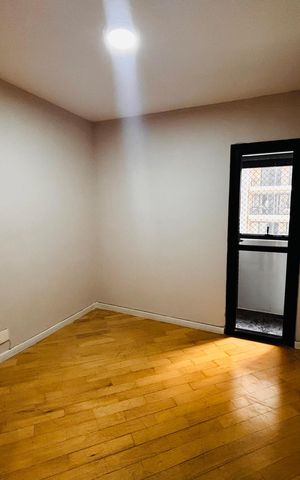 Apartamento para alugar com 200m², 5 quartos e 3 vagas Apartamento para alugar com 200m², 5 quartos e 3 vagasQuarto 2