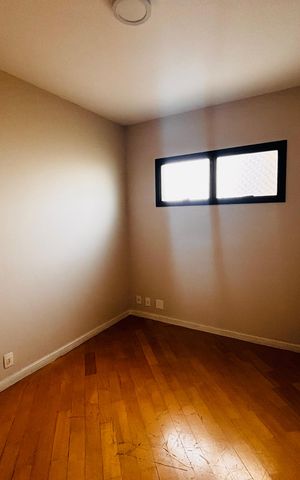 Apartamento para alugar com 200m², 5 quartos e 3 vagas Apartamento para alugar com 200m², 5 quartos e 3 vagasQuarto 3